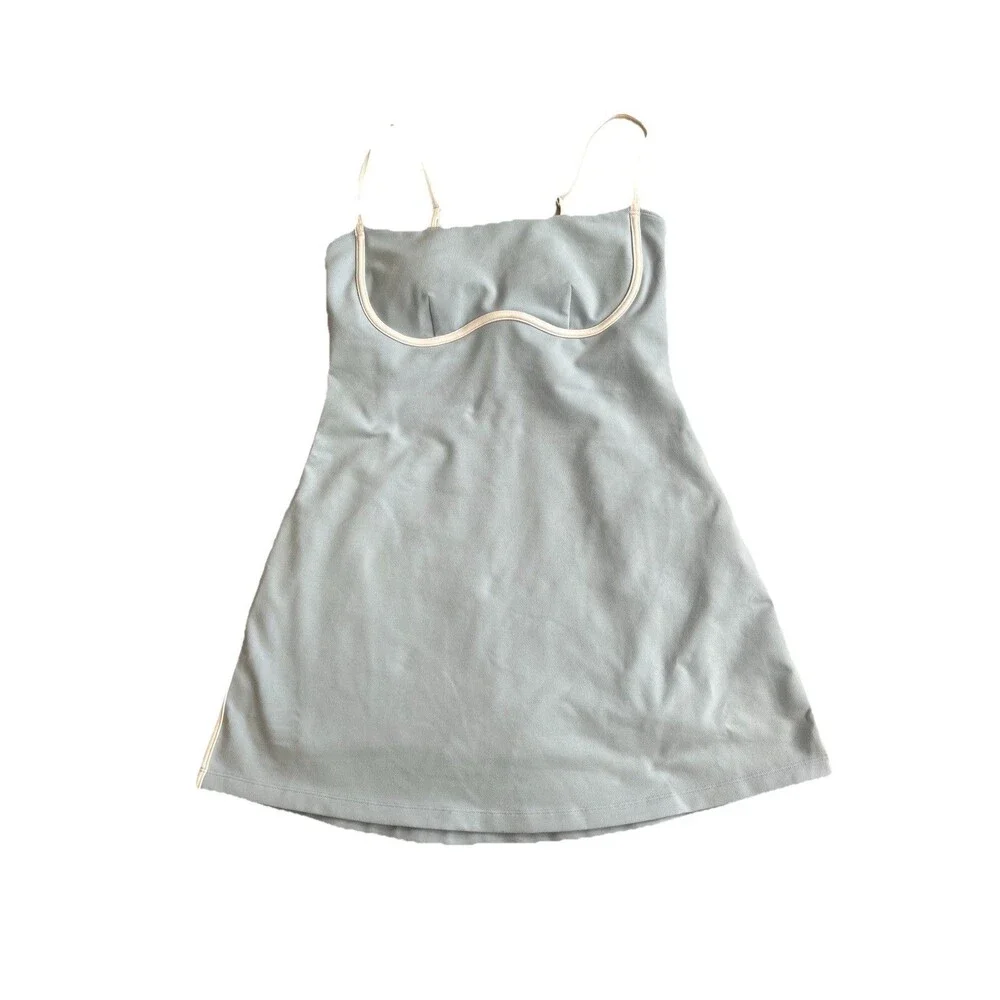 Alo Yoga Airbrush Streamlined Dress Seashell Blue White Size Medium - Picture 3 of 9